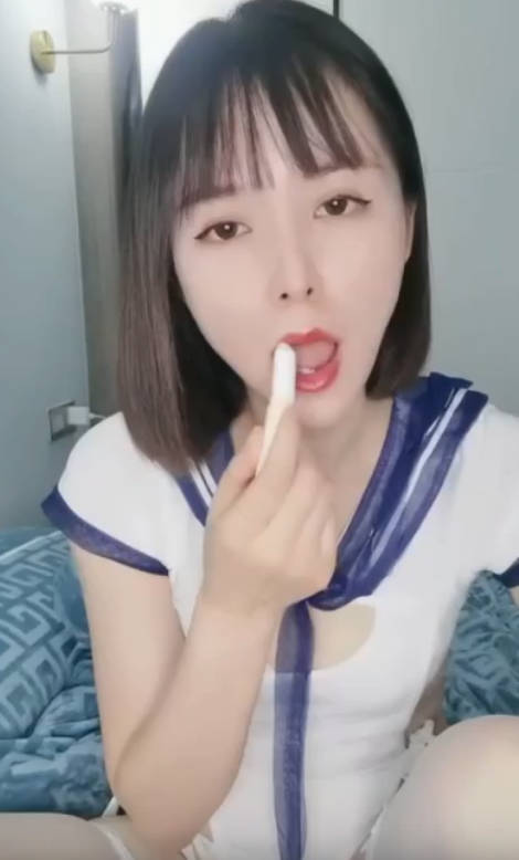 重磅!超美女神扒穴魅惑 假阳具自慰呻吟了